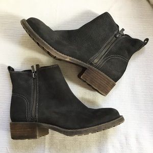 Lucky Brand Darbie Ankle Booties Size 8.5
